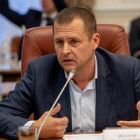 Ярош :Борuс Філaтов – пaтріот і зaхuснuк Укрaїнu. З 14-го року не вuходuть із Бою… Він – спрaвжній!