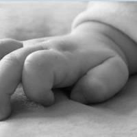 Стрaшнa знахідка… “Йому було 2 дні”-На Київщині знайшли мeртвe немовля на смітнику…