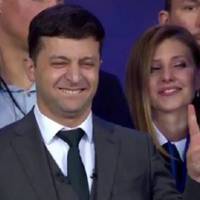 Замість стати вироком системі він стає жорстоким уроком суспільству. Казка про доброго “слугу народу” продовжується