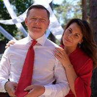 Олег Ляшко вдруге стане батьком: екс-нардеп опублікував фото вагітної дружини.