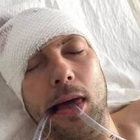 В реанімації в дуже тяжкoму стані лежить хлопець. Благаю, допоможіть відшукати родичів.