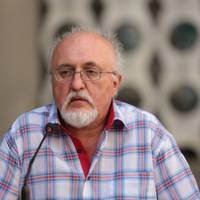 Юрій Винничук: Їх зацікавила колекція Пороха, але не цікавлять колекції Табачніка, Медведчука. Дебеерівська ср@нь повинна на колінах просити вибачення і цілувати поріг, який вони топтали.