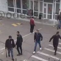 Кримінальні розборки тривають по всій Україні - в Одесі на Сьомому кілометрі перестрілка потрапила на відео