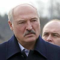 Терміново! Він пішов: шокуючі події в Білорусі. Бацька це зробив особисто. Позбавили рангів