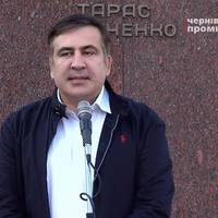 Саакашвілі: “Заберу гроші Порошенка, Ахметова, Медведчука і роздамо їх всім тим людям, які цього заслуговують”