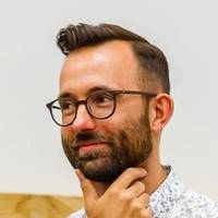 Підліток посміявся з віку свого батька на день народження, а даремно. Батько готував помсту цілих 28 років!