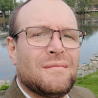 Рociянин: “Я переїхав в Україну, ще 4 років немає.. Спершу не розумів, що таке “вартість”, “навпаки”тощо ..”