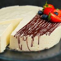 Ніжний десерт без цукру, борошна і масла — на смак ніжний та дуже приємний