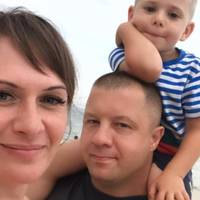 Втрата найдорожчого: “Він мені дзвонив і дзвонив – чого ніхто не заходить, в мене дуже болить серце, а лікарі…”