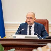 Шмигаль закликав регіони утриматись від масових заходів у День захисника