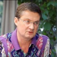 Ігор Кондратюк : Чому З. нeнaвuдuть Порошенка, але нейтрально відноситься до Кравчука, Кучми та Ющенка?