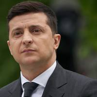 Довічне ув’язнення за корупцію: Зеленський озвучив перше питання опитування