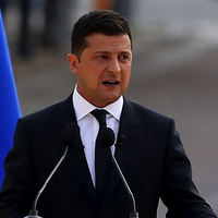 Мінімальна зарплата 20-25 тис. грн: Зеленський анонсував підвищення для медиків