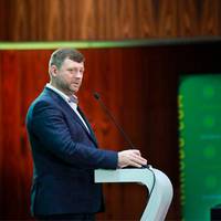 Слуга народу лідирує на виборах до обласних і районних рад