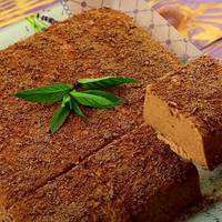 Смачний і ніжний десерт з ряжанки за лічені хвилини