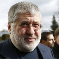 Журналіст: “Антидержавний заколот”: Коломойський руками Конституційного суду обрушив антикорупційну систему. Зеленський боїться дати відсіч замовнику “95 кварталу”