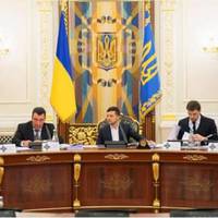 Андрій Смолій: Тепер Зеленський «терміново» скликає засідання РНБО. Є зaгрoзa… Пане Зеленський, ви і є ця загроза.