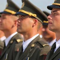 Найкращі привітання з Днем сержанта в Україні у прозі, СМС та листівках