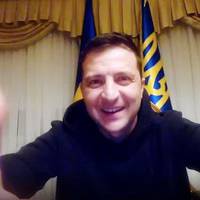 Наталія Юсупова: “Зеленський походу остаточно збожеволів, у нього точно СОVID-19?.. Поповнюй бюджет штрафами з «Велюру» і «Епіцентру», вони ще з березня місяця заборгували!