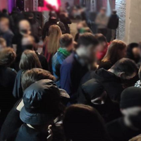 Заповнені клуби та відсутність масок: як дотримуються карантину у Києві