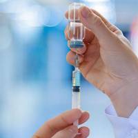 Велика Британія стане першою країною, яка почне вакцинувати від Covid-19