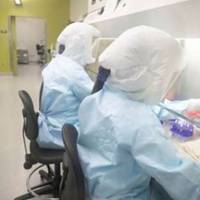 Вірусологиня: 