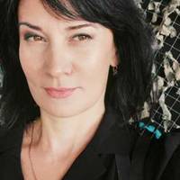 Маруся Звіробій: Зеленський поїхав на передову і нагород там повручав? Щойно мене набрали бійці з ОТУ СХІД, до яких він їздив.