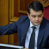 Зарплати нардепів перерахують, дадуть гроші на квартири і 30 помічників: Рада показала витрати на 2021-й