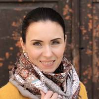 Обухівчанка: “Я хореограф. Преподаю на русском языке украинский народный танец… ничто не мешает любить свою страну и свои традиции.”