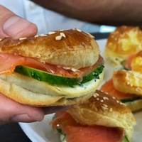 Приголомшливий смак! Закуска з червоною рибою та вершковим сиром