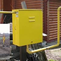 Українка не витримала! «Скажіть будь ласка! Яким чином труби прокладенні людьми стали власністю газзбутів?»