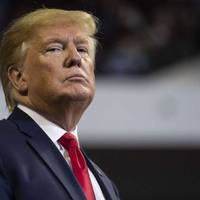 Трамп готується до імпічменту і шукає захисників для судового процесу