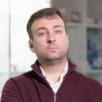 Київський бізнесмен → працівникам: “Якщо НЕ хочете спілкуватись у магазині українською з відвідувачами, прошу не затягувати і написати «за власним бажанням»…”