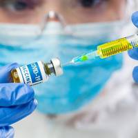 Дієвість, ціна та побічні ефекти: все, що відомо про вакцину Pfizer та BioNTech