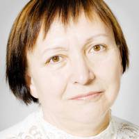 “Доброго дня, мамо, захисника України! Мене звати Олександра і мені 16 років. На жаль ми з вами зовсім незнайомі і боюсь, що коли Ви отримаєте цього листа, то мене вже не буде на цьому світі…”