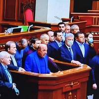 Блогер: “АХАХА! Виступ Рабіновича з трибуни ВРУ – це шедевр…1. NewsOne, ZIK та 112 – виявляється ЗМІ…”