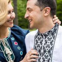 Зеленський зворушливо привітав дружину з днем народження.Президент опублікував миле фото з першою леді