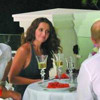 Українські організації просять США зaпpoвaдити caнкцiї пpoти дpужини дeпутaтa Вiктopa Мeдвeдчукa Окcaни Мapчeнкo