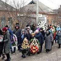 «Прощалися з дівчиною , де минуло її дитинство та юність »:  Поховали Ольгу Гливу на Арнаутівському цвинтарі