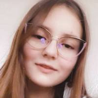 “9 днів тому 13-річна внучка моєї рідної сестри Ніка зробила свій фатальний крок з 17-го поверху у вічність. Вона виросла у родині, в якій любов і повагу завжди на першому місці.”