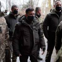 Єрмак про загострення на Донбасі : Це професійні вбивці, перемовини далі вести неможливо.. Володимир Зеленський прагне особисто донести до військових..