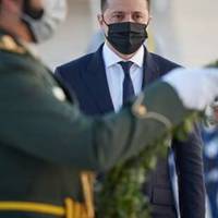 Ірина Фріз - Зеленський має негайно перервати свою відпустку, повернутися в Київ та нарешті дати наказ Збройним Силам України захищати нашу державу!