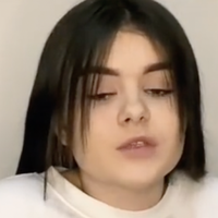 Благаю вас пробачте мене: 15-річна тіктокерка зі сльозами вибачилася за свої слова про українську мову