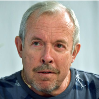 Макаревич перейшов на українську мову після прогулянки з дружиною по Львову – соцмережі в захваті