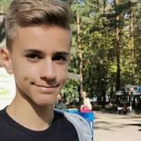 Відео. Місяць був у комі: у Черкасах помер дев’ятикласник, який отримав вогнепальне поранення в тирі