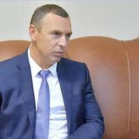 “У вас совісті немає” – помічник Зеленського Шефір публічно посперечався з журналістом Ткачем