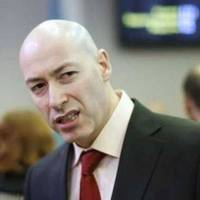 “У нас 15 тисяч могил! Це на нас інопланетяни напали?” – Гордон влаштував перепалку з головним редактором “Ехо Москви”