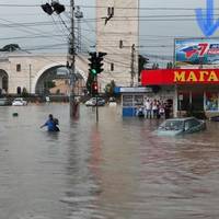 “Ось же прісна вода!” Фото з окупованого Сімферополя викликало ажіотаж у Мережі