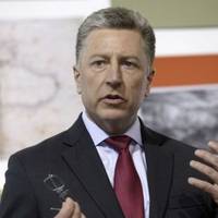 Волкер відкидає звинувачення у лобіюванні інтересів 