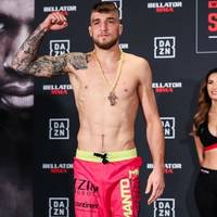 “Пояс їде в Україну”, – Амосов першим з українців став чемпіоном в ММА і не стримав сліз